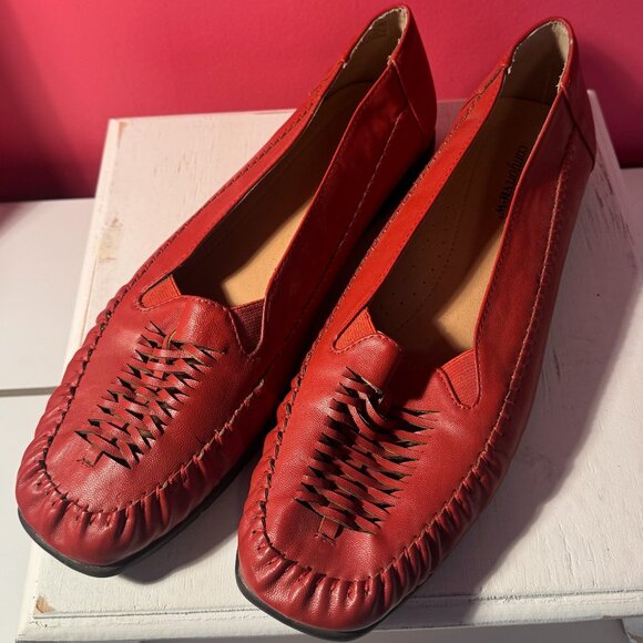 Women's Orange Comfort View Loafers Size 12 EUC - Picture 1 of 3